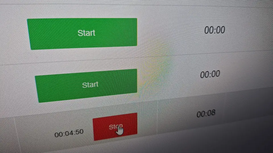MODUŁ START/STOP – PRECYZYJNE ROZLICZANIE CZASU PRACY W KANCELARII.